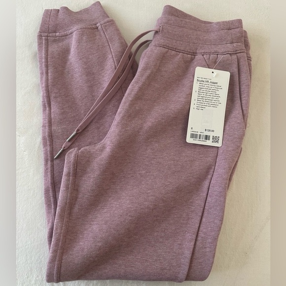 Lululemon NWT Scuba HR Jogger in HPKT - Picture 4 of 4